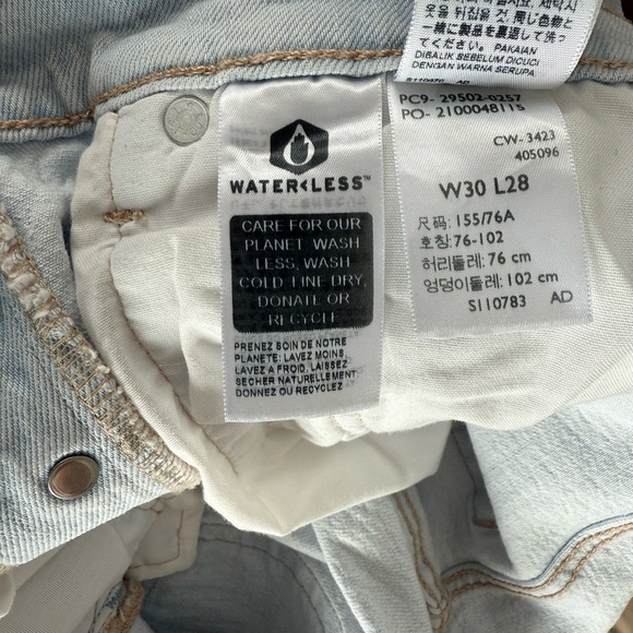 Levi's Women Light Blue Straight Skinny Jeans W30 L28 - Picture 4 of 6